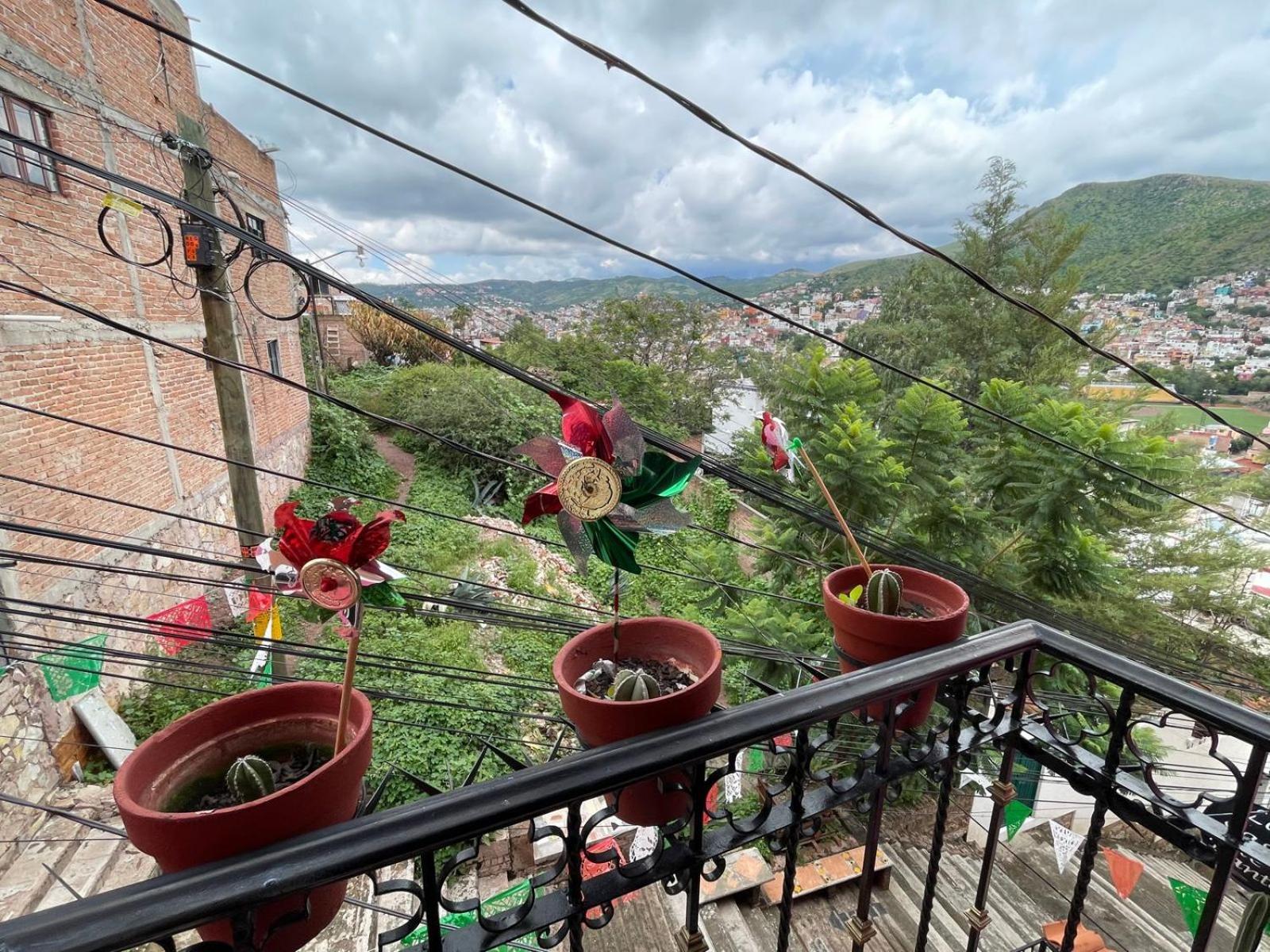 Hostal Casa De Dante Guanajuato Exterior photo