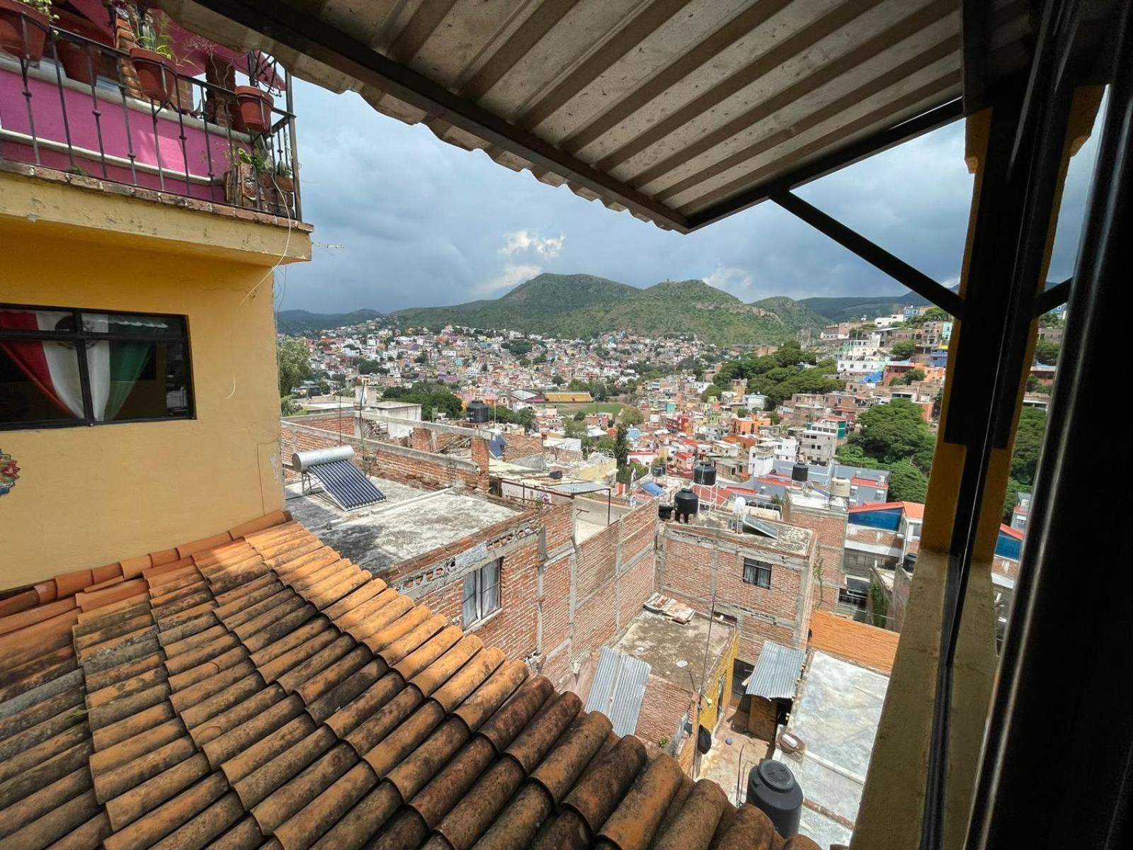 Hostal Casa De Dante Guanajuato Exterior photo